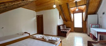 Guest House Cfaka Late