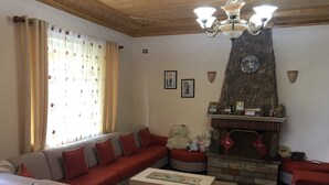 Living area - Guest House Cfaka Late (Gjirokastër)