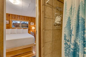 2 Schlafzimmer, Bügeleisen/Bügelbrett, Reisekinderbett, kostenloses WLAN