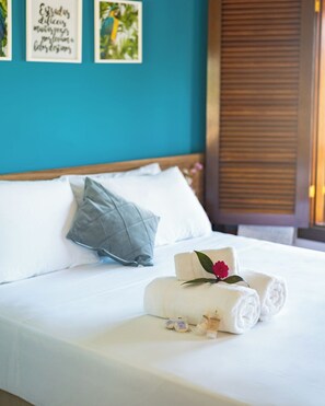 Minibar, wifi gratis, ropa de cama