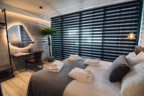 Room - Project 3 Urban Chic Hotel (Athens)