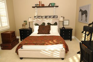 4 bedrooms, iron/ironing board, WiFi, bed sheets
