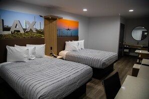 Iron/ironing board, free WiFi, bed sheets - Pico Rivera Inn and Suites (Pico Rivera)