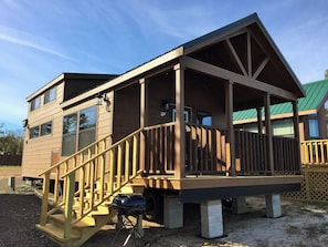Exterior - Pope's Landing Marina (Alba)