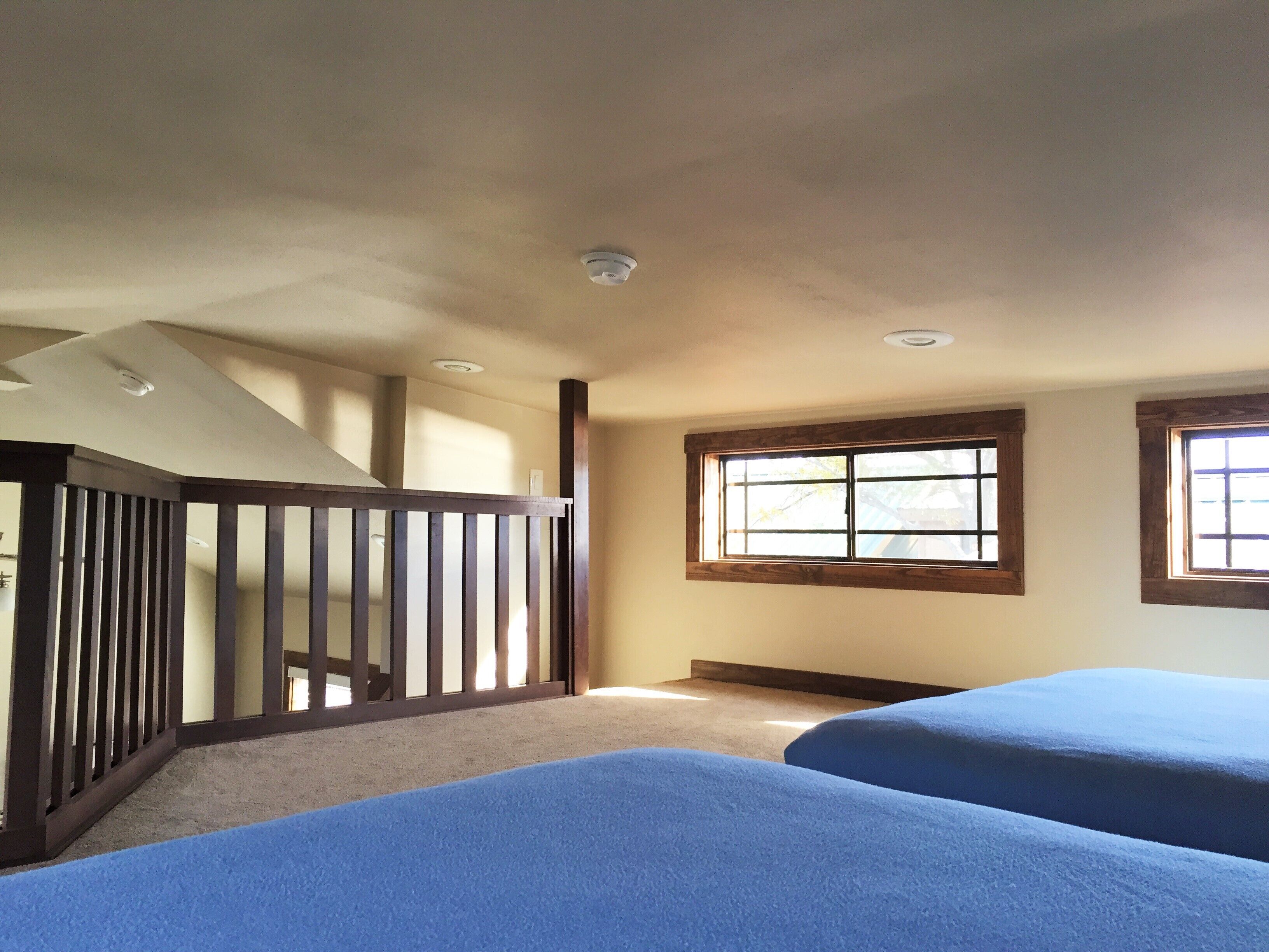 signature cottage, lake view | 1 bedroom, free wifi, bed sheets
