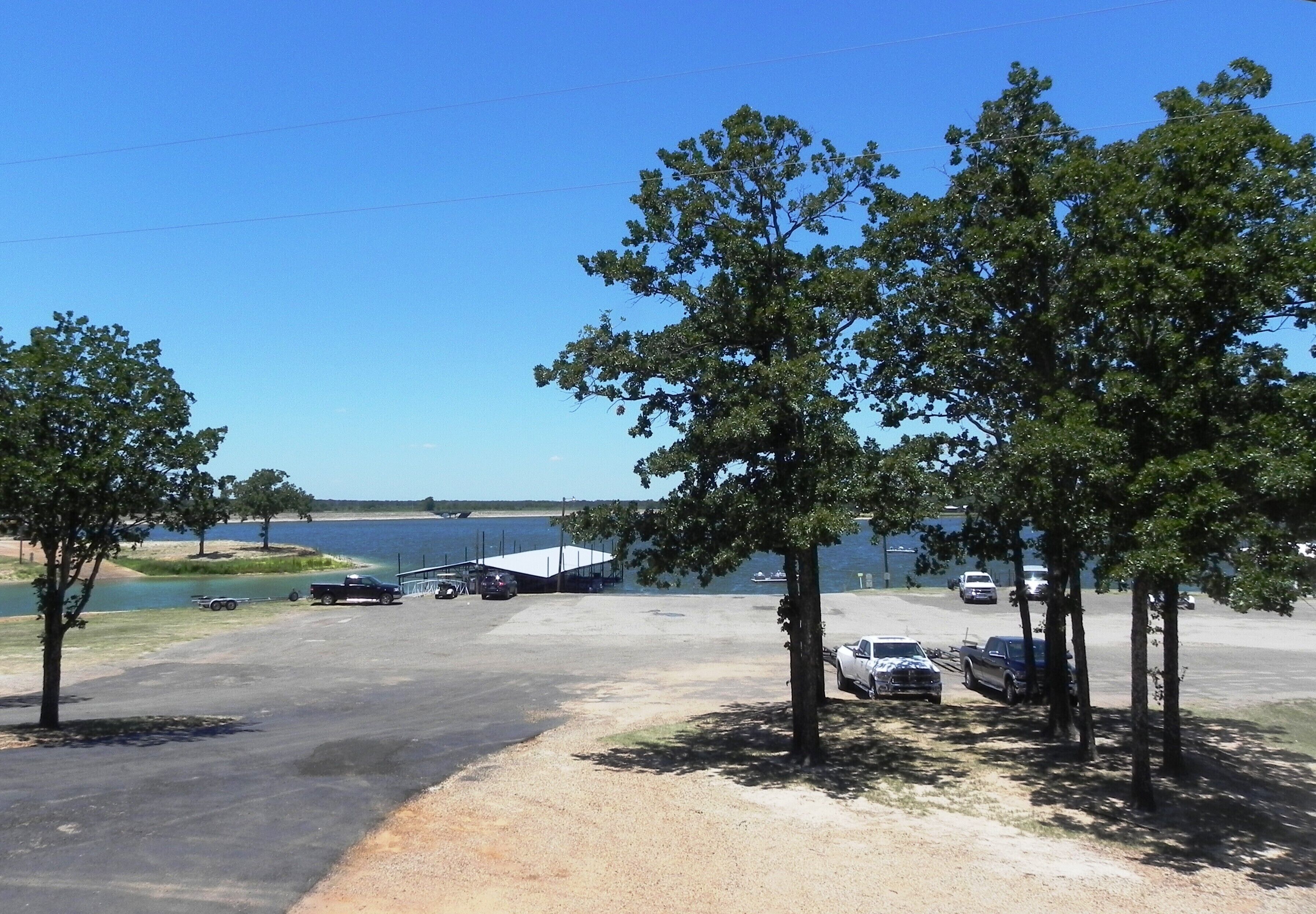 standard room, lake view | water view