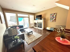 TV, fireplace, DVD player, video library