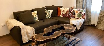 Deluxe Apartment with A/C, Under the Clock Tower