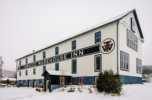 Exterior - Tobacco Warehouse Inn (Soldiers Grove)