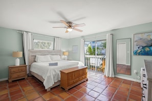 2 makuuhuonetta, silitysrauta/-lauta, ilmainen Wi-Fi, vuodevaatteet