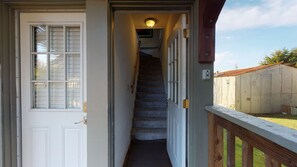 Exterior detail - Uptown Rooftop Views, Modern 2 Bedroom Home (Eureka)