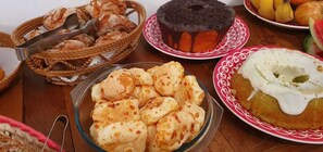 Free daily buffet breakfast