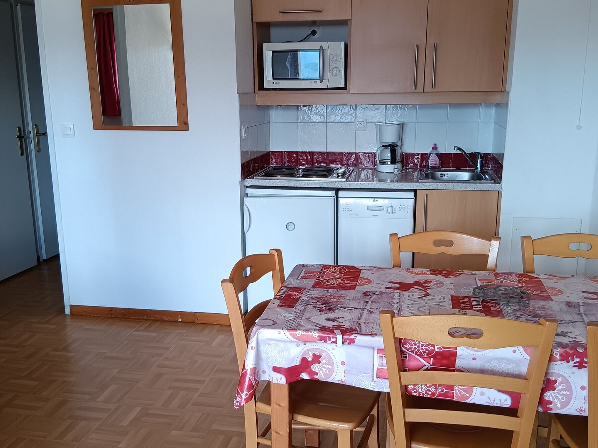 Fridge, microwave, dishwasher
