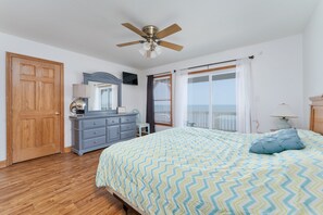 6 bedrooms, WiFi, bed sheets