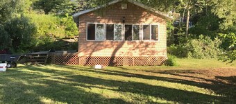 Beautiful water front cottage with a beautiful view
