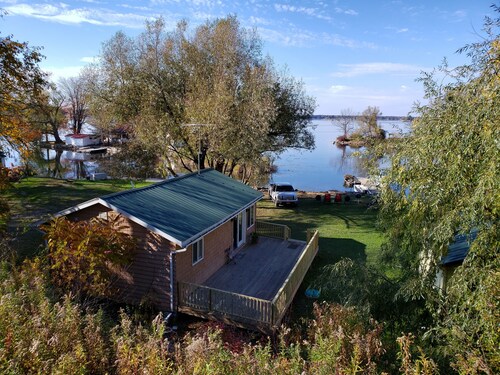 Kaunis mökki kauniilla näkymällä