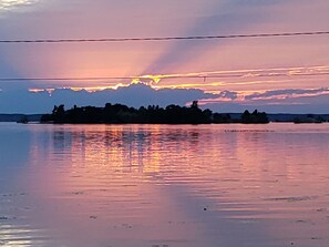 Sun-loungers -  Waterfront cottage with a beautiful view (Hammond)