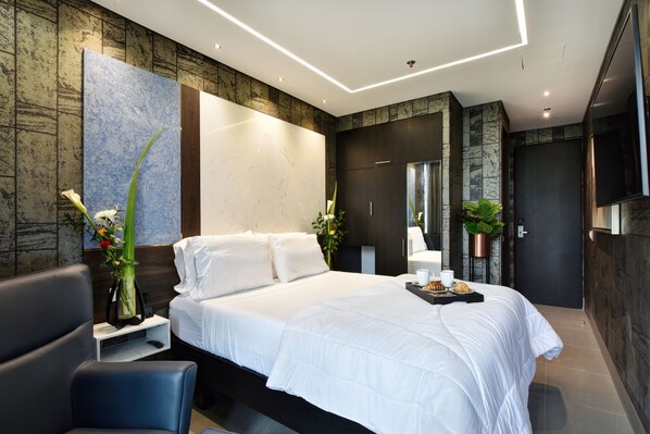 1 bedroom, in-room safe, free WiFi