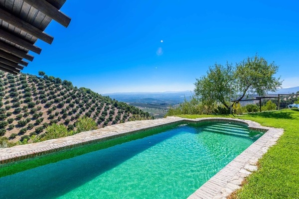 La Choza de Mamuyo Montefrío by Ruralidays