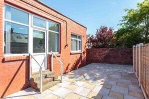 Appartement, salle de bains privée | Extérieur