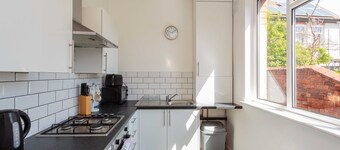Cherry Property - Mulberry Suite