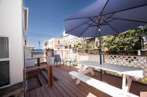 Ocean/Bay Views, 3 Story, Steps to Beach/Ocean