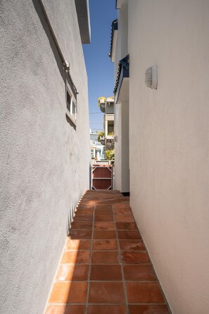 Property grounds - Ocean/Bay Views, 3 Story, Steps to Beach/Ocean (San Diego)