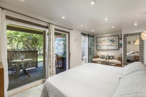 Fer et planche à repasser, accès au Wi-Fi (inclus), literie fournie