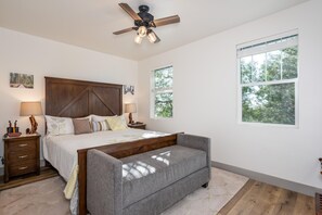 3 bedrooms, Internet, bed sheets, wheelchair access