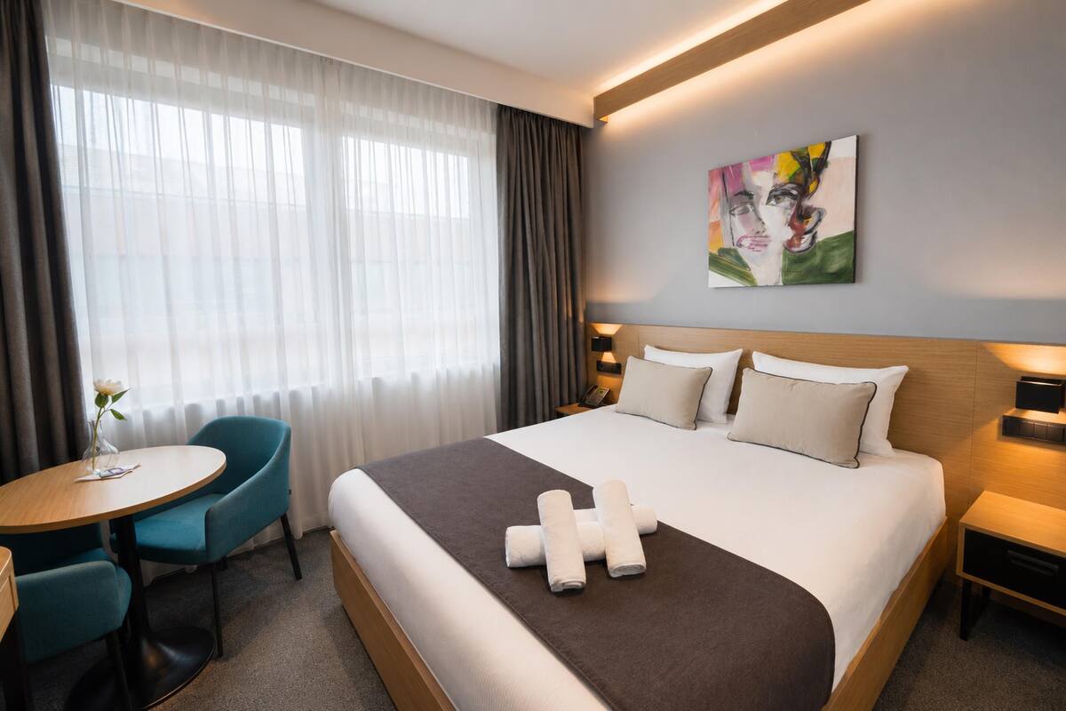 Comfort Room, 1 Double Bed, Non Smoking, Kitchenette