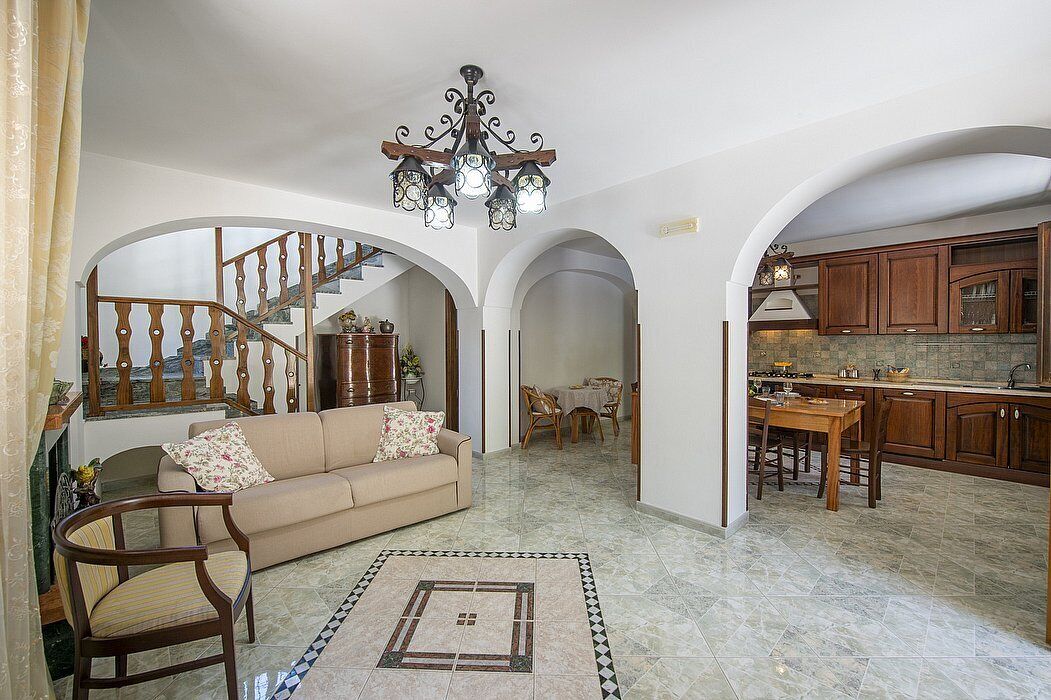 Villa Vinile: A Welcoming Two-story Villa Surrounded By The Greenery, With Free Wi-fi. - Tramonti