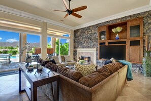 Smart TV, fireplace, table tennis