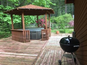 Property grounds - Hopes Cabin (Packwood)