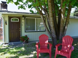 Cabin (Rainier View) | Exterior - Rainier View (Packwood)