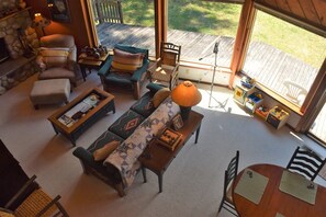 Living room - Goat Rocks Retreat (Packwood)