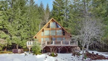 Cabin (Trails End) | Exterior