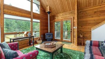 Cabin (Trails End) | Exterior