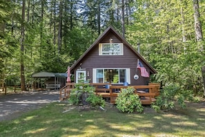 Exterior - Elk Country Cabin (Packwood)