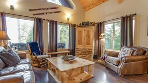 เคบิน (Antler Ridge) | บริเวณภายนอก
