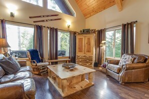 Cabin (Antler Ridge) | Exterior - Antler Ridge (Packwood)