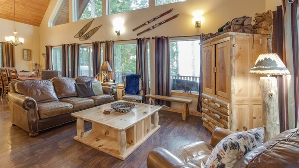 เคบิน (Antler Ridge) | บริเวณภายนอก