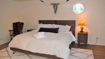 2 bedrooms, desk, free WiFi