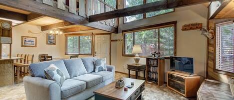 Cabin (Lake Creek Cabin) | Exterior