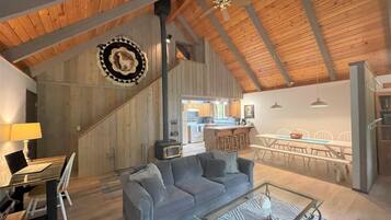 Cabin (Rainier Retreat) | Living room | Flat-screen TV