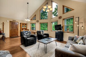 Cabin (Cedar Grove Lodge) | Exterior