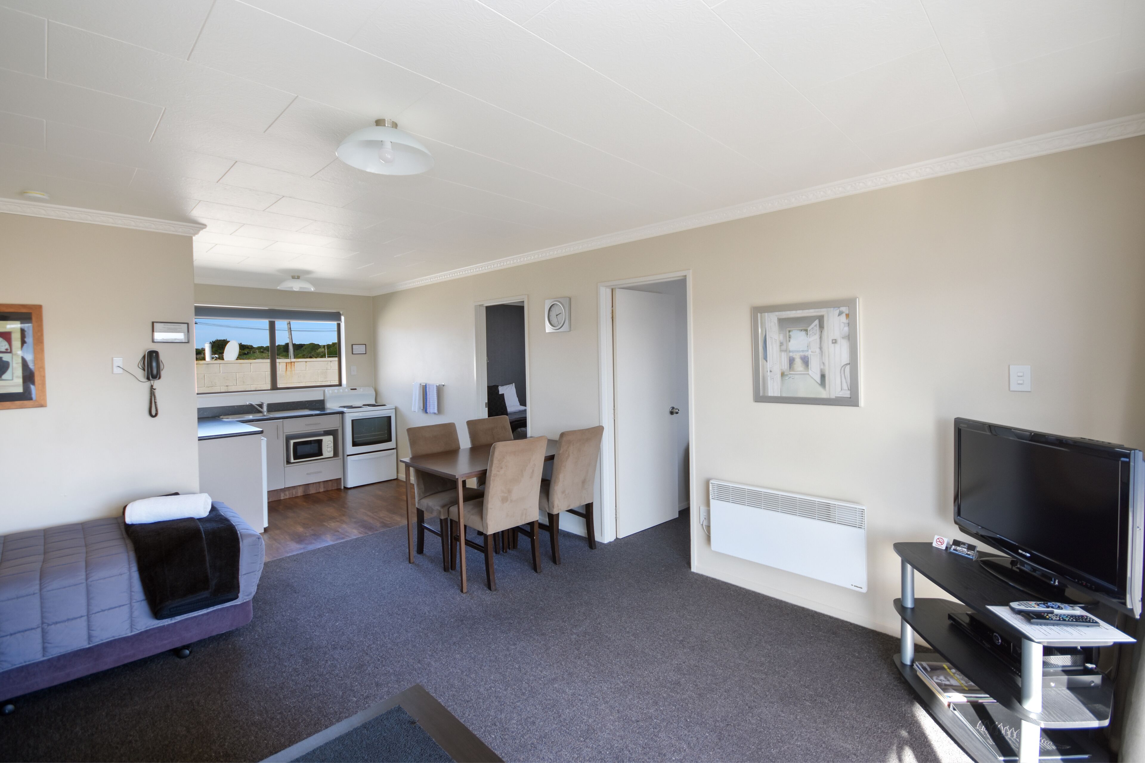 냉장고, 전자레인지, 커피/티 메이커, 전기 주전자