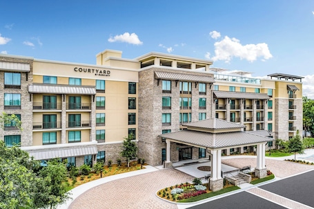 Exterior. Courtyard by Marriott Hilton Head Island
