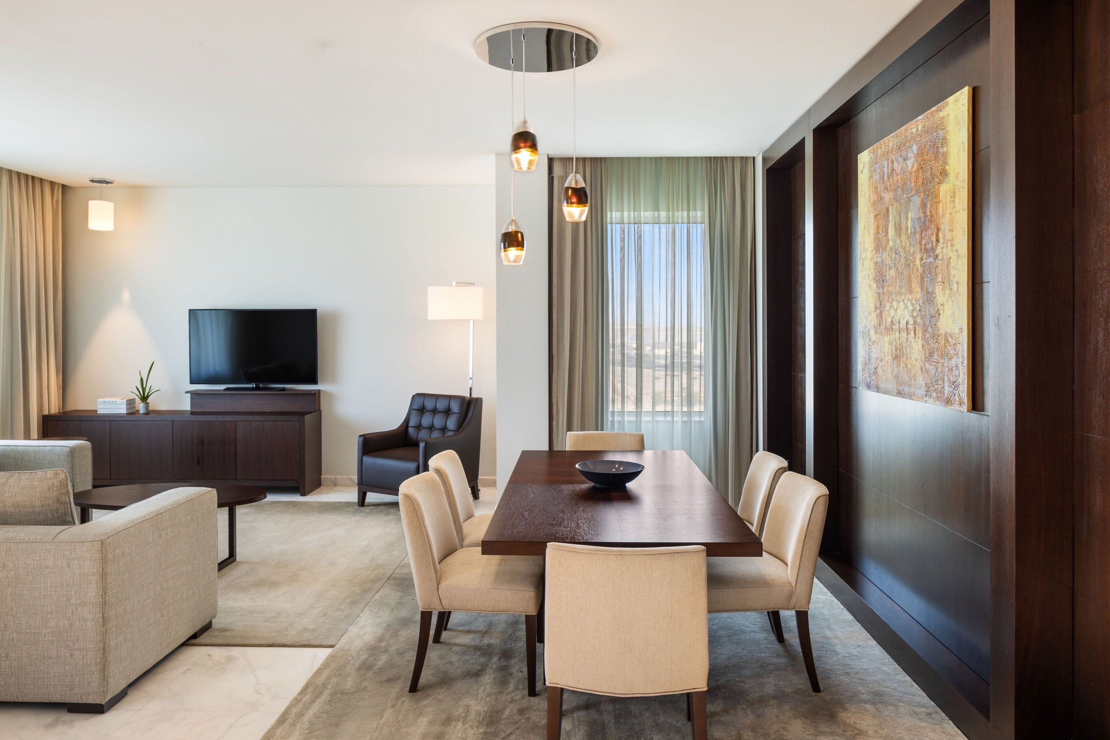 executive suite, 1 double bed | 1 bedroom, minibar, in-room safe, individually decorated