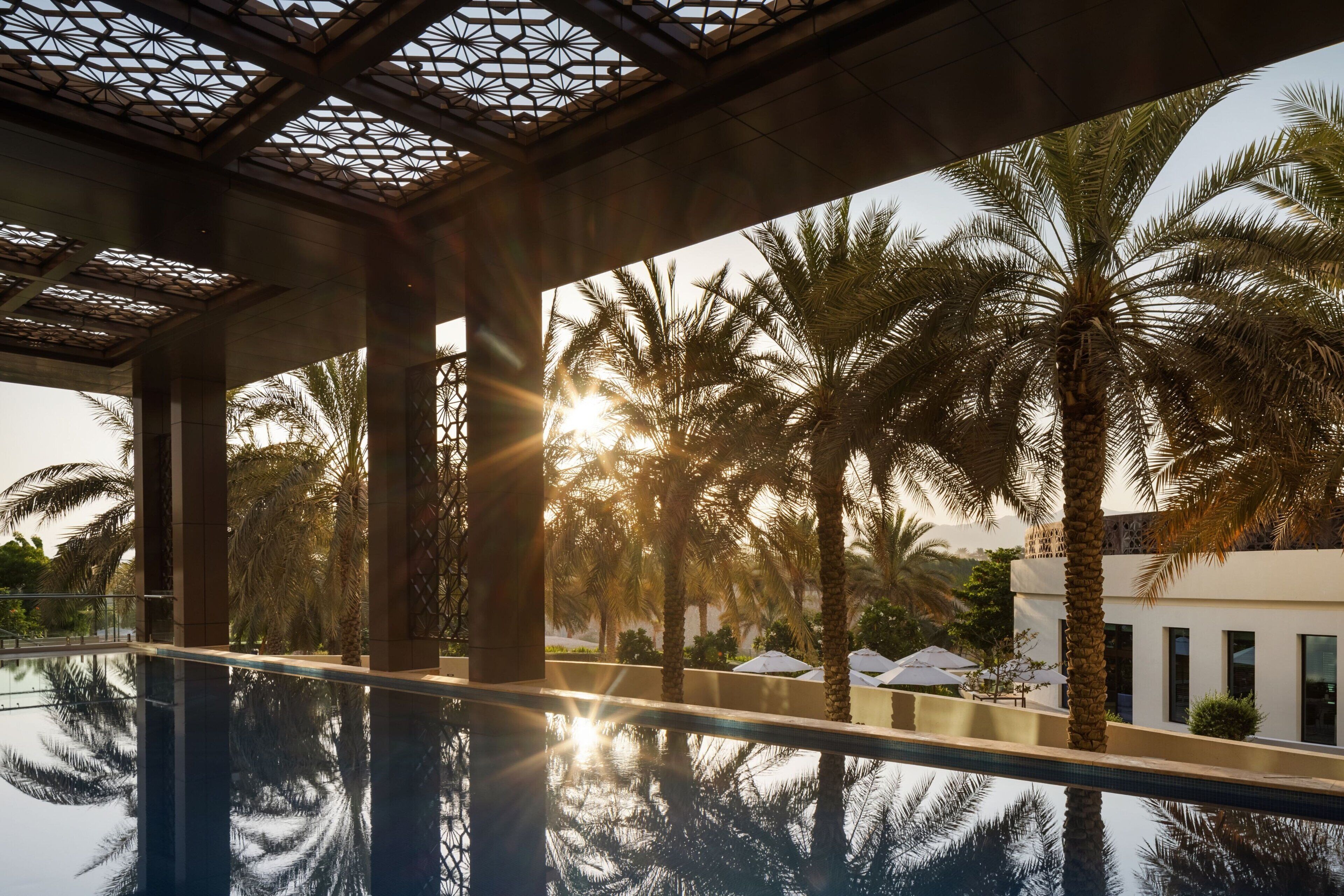 2 outdoor pools
