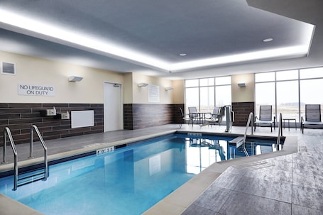 Indoor pool. Fairfield Inn & Suites by Marriott Sheboygan